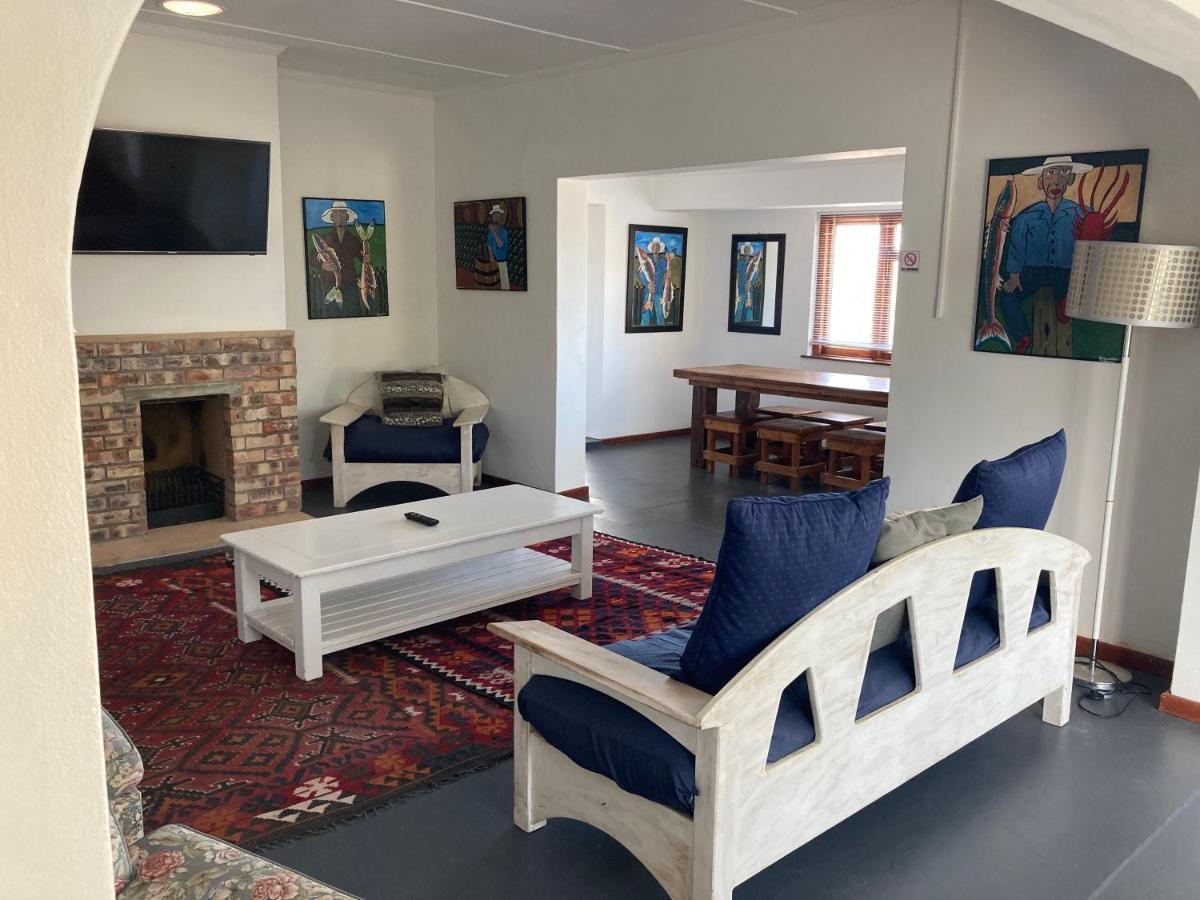 Hermanus Backpackers & Budget Accommodation Zewnętrze zdjęcie