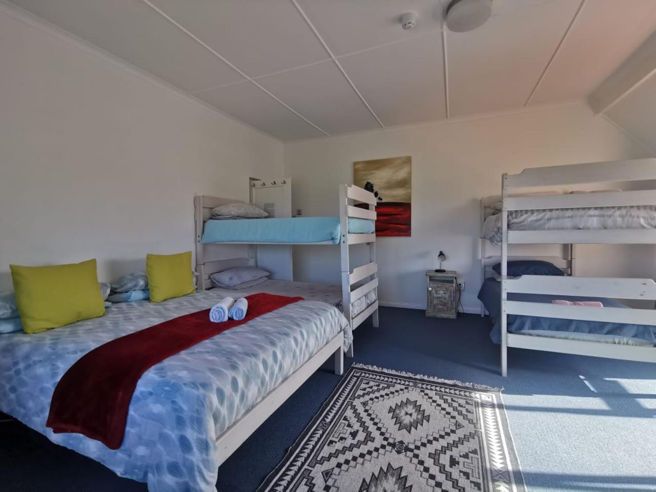 Hermanus Backpackers & Budget Accommodation Zewnętrze zdjęcie